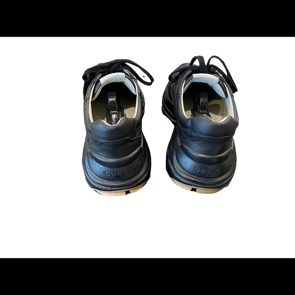 Authentic Gucci sneakers. - Picture 3 of 5